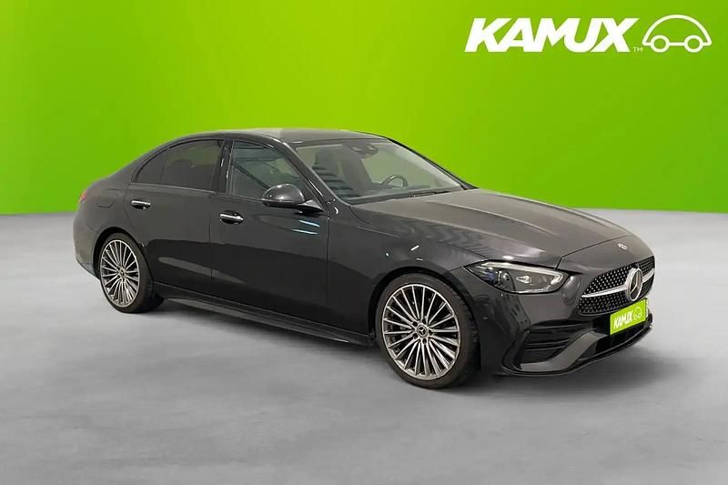 Grå Begagnad 2022 Mercedes C300 AMG Sedan | 399 800 kr (Marknadspris) - Bild 1/4