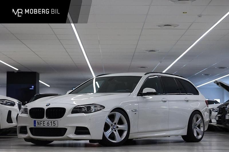 Vit Begagnad 2016 BMW 520 M Sport Kombi | 179 900 kr (Dyr) - Bild 1/3