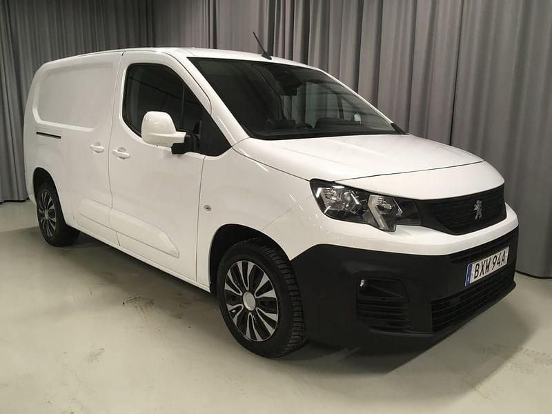 Vit Begagnad 2019 Peugeot Partner Van | 149 900 kr (Marknadspris) - Bild 1/4