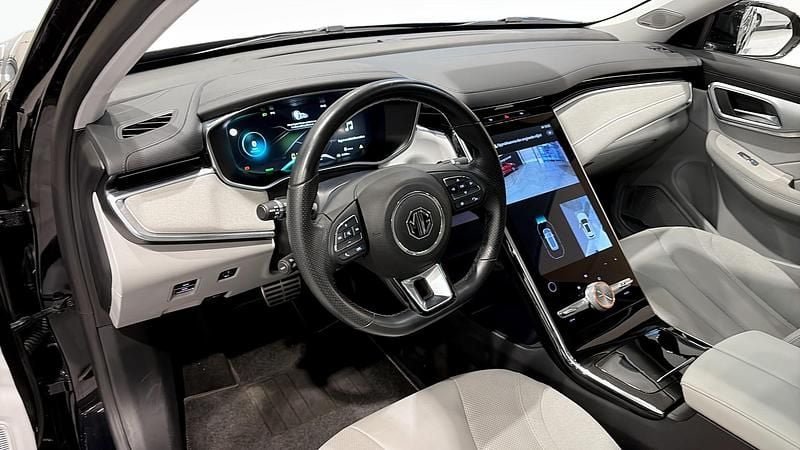 Begagnad MG Marvel R Performance 211 kW (288 HK) 2022 Svart SUV