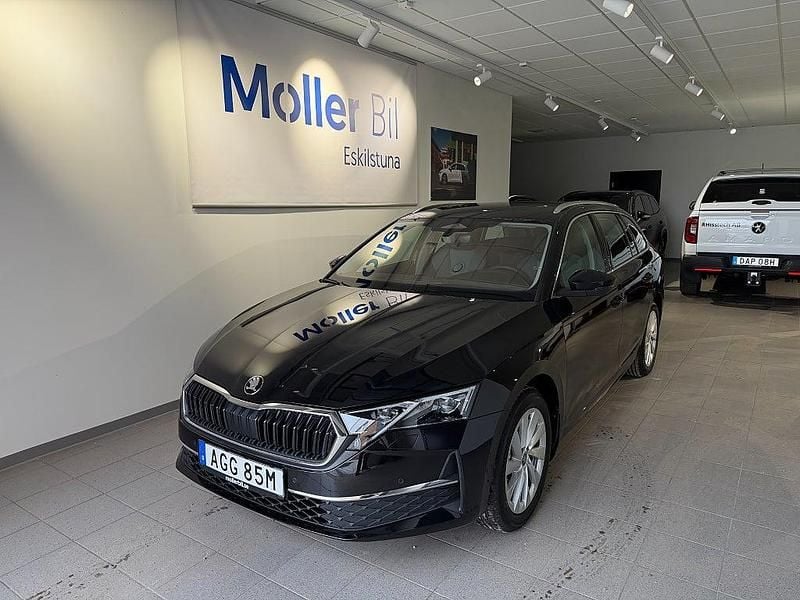 Ny Skoda Octavia 2026 Svart Kombi