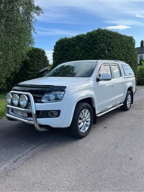 Vit Begagnad 2014 VW Amarok Highline Pickup | 175 000 kr (Marknadspris) - Bild 1/4