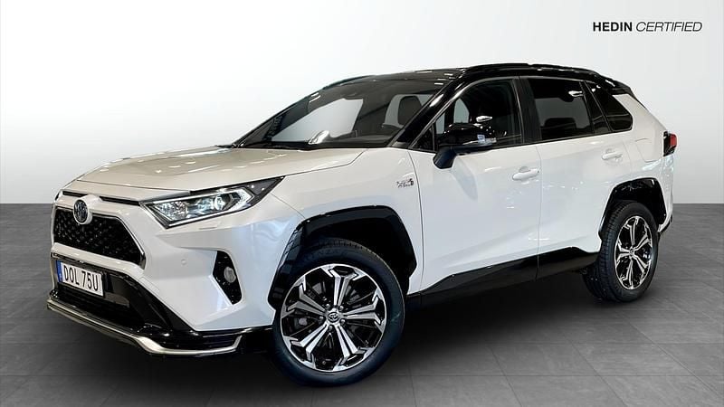Vit (white) Begagnad 2021 Toyota RAV4 Hybrid Premium SUV | 339 900 kr (Superpris) - Bild 1/4