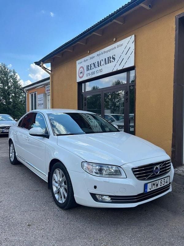 Vit Begagnad 2014 Volvo S80 Momentum Sedan | 89 900 kr (Marknadspris) - Bild 1/4