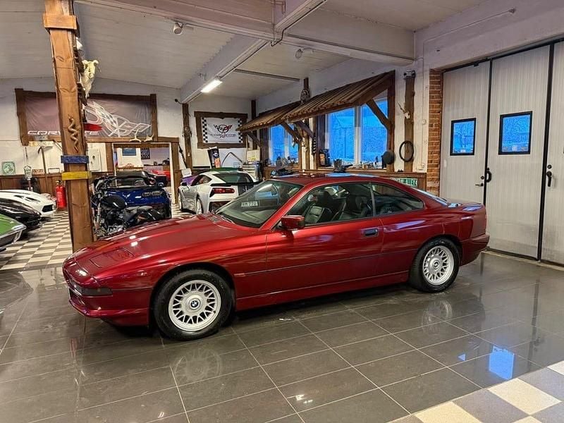 Begagnad BMW 850 301 HK (221 kW) 1992 Röd Sportkupé