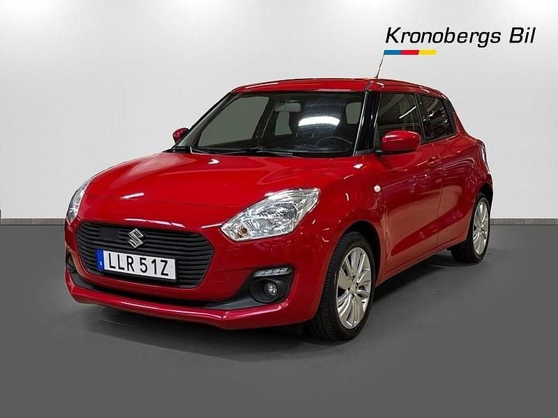 Röd Begagnad 2019 Suzuki Swift Halvkombi | 119 600 kr (Bra pris) - Bild 1/4