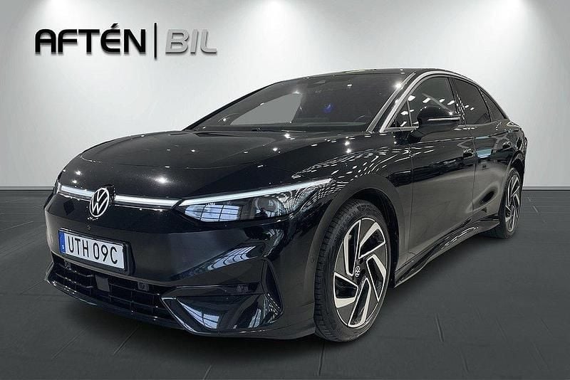 Svart Begagnad 2023 VW ID.7 Pro Sedan | 519 800 kr - Bild 1/3