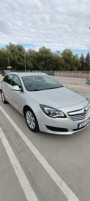 Grå Begagnad 2014 Opel Insignia Kombi | 89 000 kr (Marknadspris) - Bild 1/4