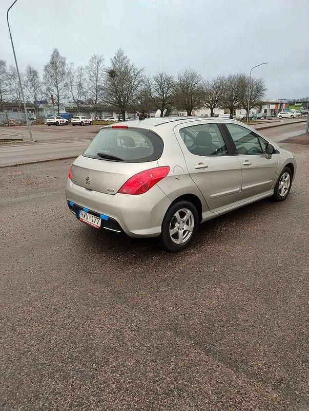 Begagnad Peugeot 308 S 150 HK (110 kW) 2008 Grå Halvkombi