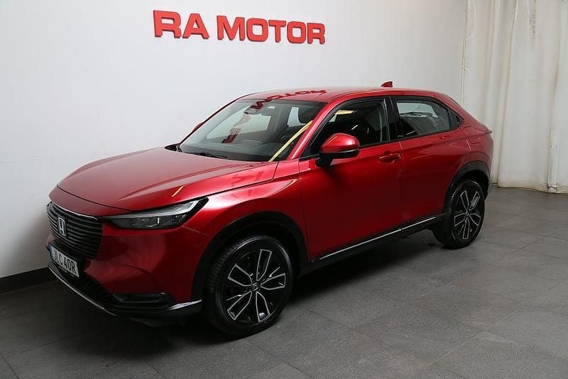 Röd Begagnad 2022 Honda HR-V Advance SUV | 288 900 kr (Marknadspris) - Bild 1/3