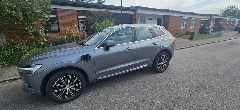 Grå Begagnad 2021 Volvo XC60 Inscription SUV | 415 000 kr (Marknadspris) - Bild 1/4