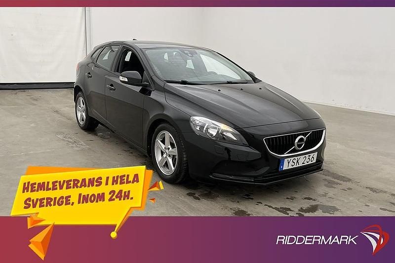 Begagnad Volvo V40 120 HK (88 kW) 2017 Svart Halvkombi