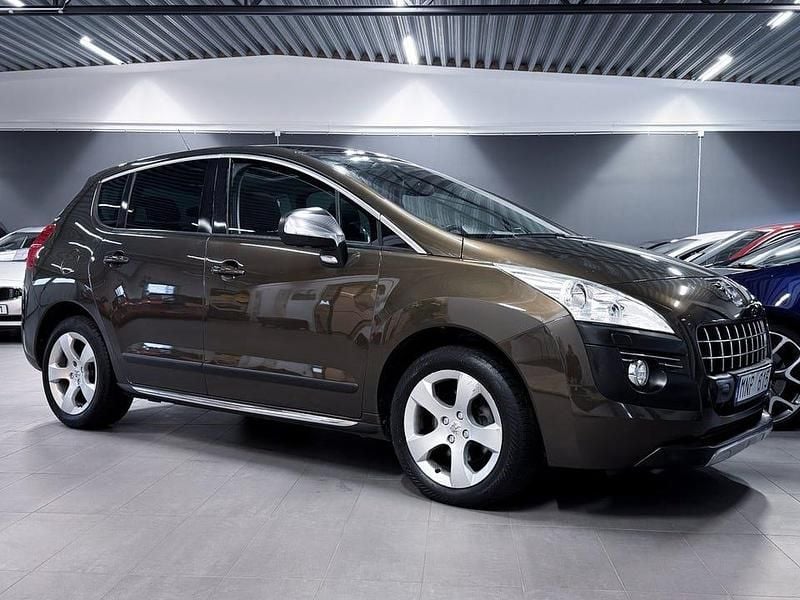 Begagnad Peugeot 3008 156 HK (114 kW) 2010 Brun Kombi