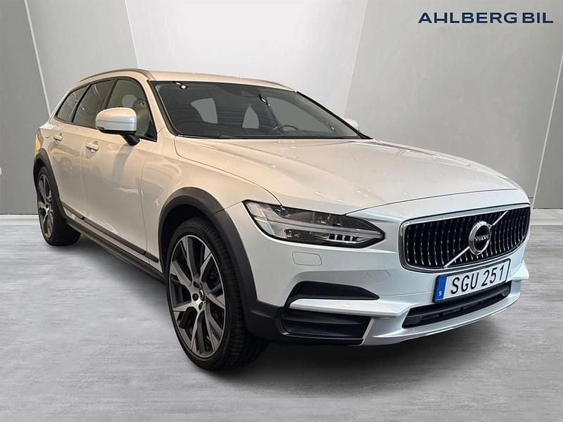 Vit Begagnad 2018 Volvo V90 CC Kombi | 301 500 kr (Bra pris) - Bild 1/3