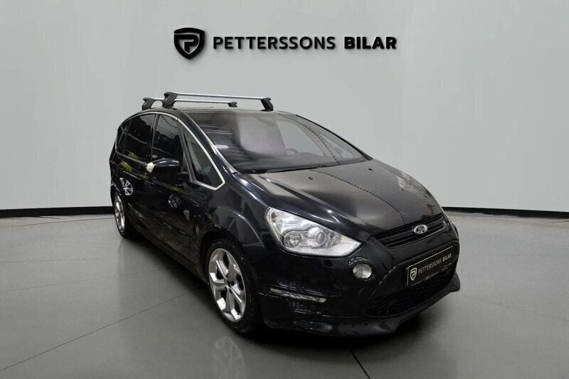 Svart Begagnad 2011 Ford S-MAX Sport Minibuss | 79 900 kr (Marknadspris) - Bild 1/4