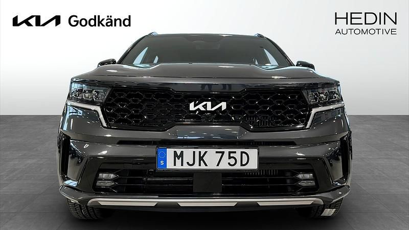 Begagnad Kia Sorento 180 HK (132 kW) 2023 Svart SUV