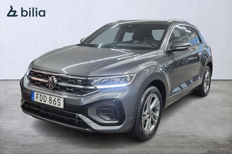 Grå Begagnad 2022 VW T-Roc R-line SUV | 305 000 kr (Lite dyr) - Bild 1/3