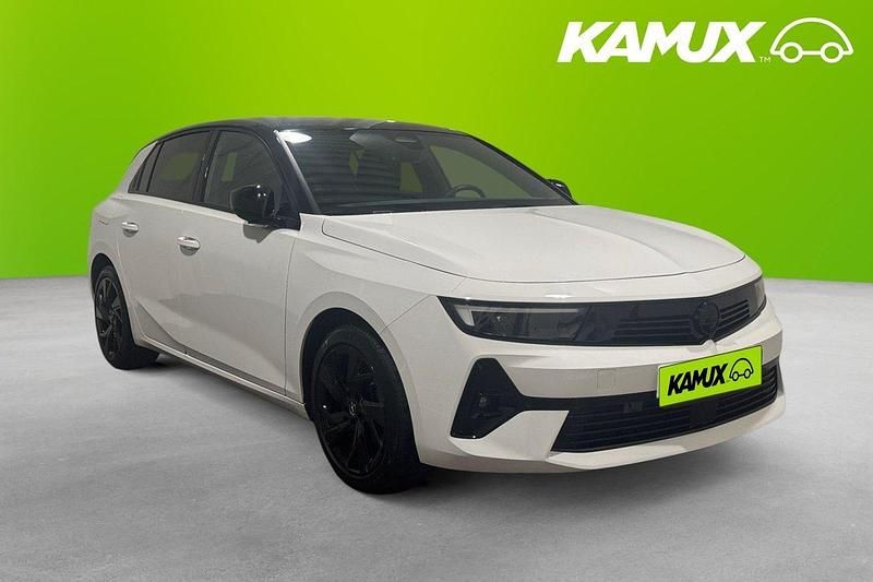 Vit Begagnad 2023 Opel Astra Halvkombi | 229 700 kr (Marknadspris) - Bild 1/3