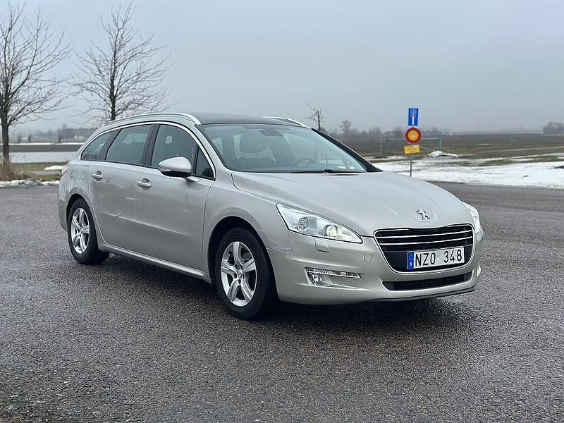 Begagnad Peugeot 508 SW 114 HK (83 kW) 2013 Brun Kombi
