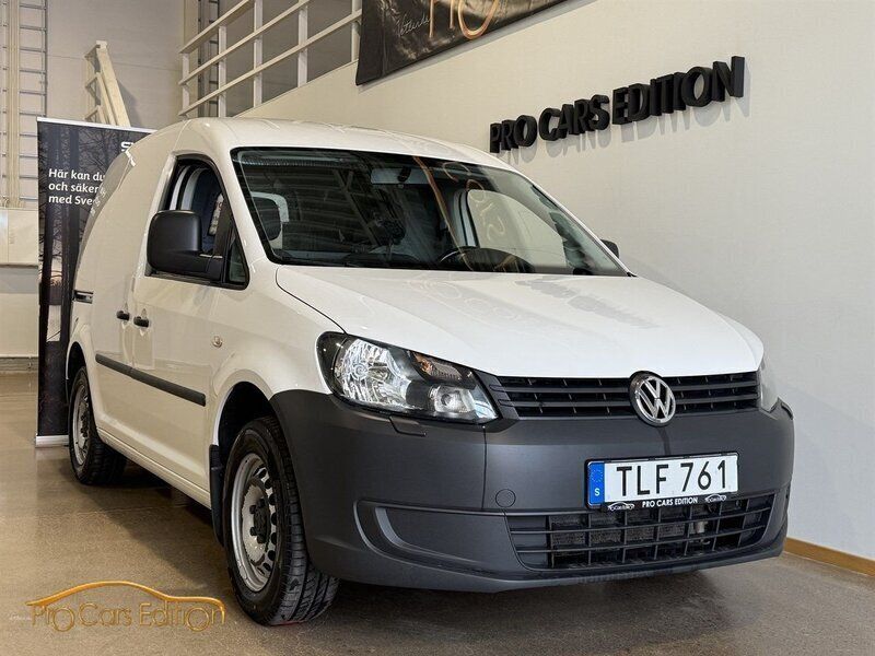 Vit Begagnad 2015 VW Caddy Minibuss | 89 900 kr (Marknadspris) - Bild 1/4