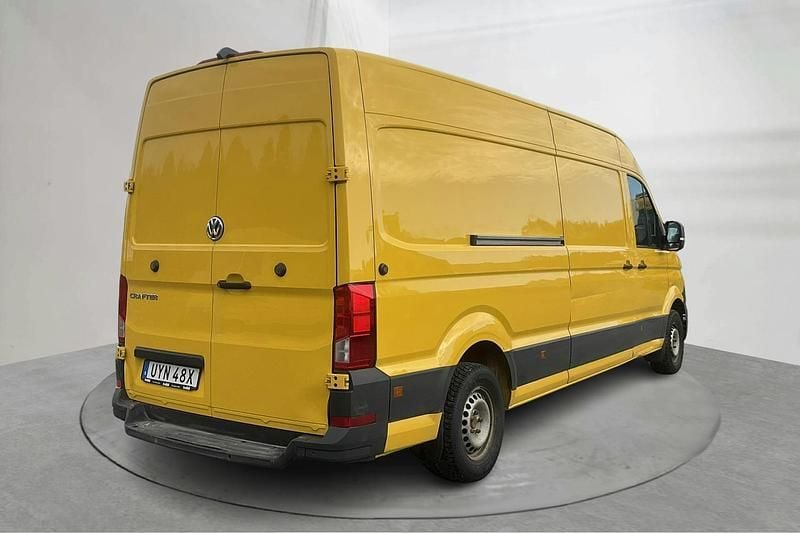 Begagnad VW Crafter 140 HK (102 kW) 2021 Gul Van