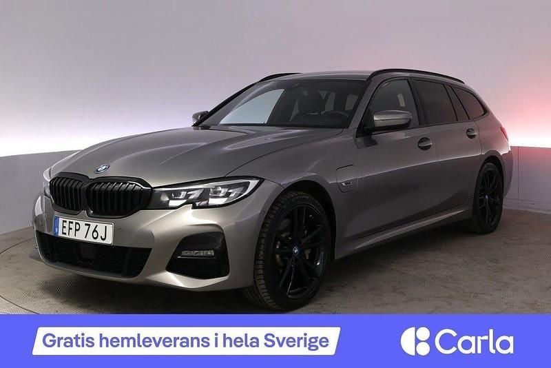 Grå Begagnad 2022 BMW 330 M Sport Kombi | 352 900 kr (Marknadspris) - Bild 1/2