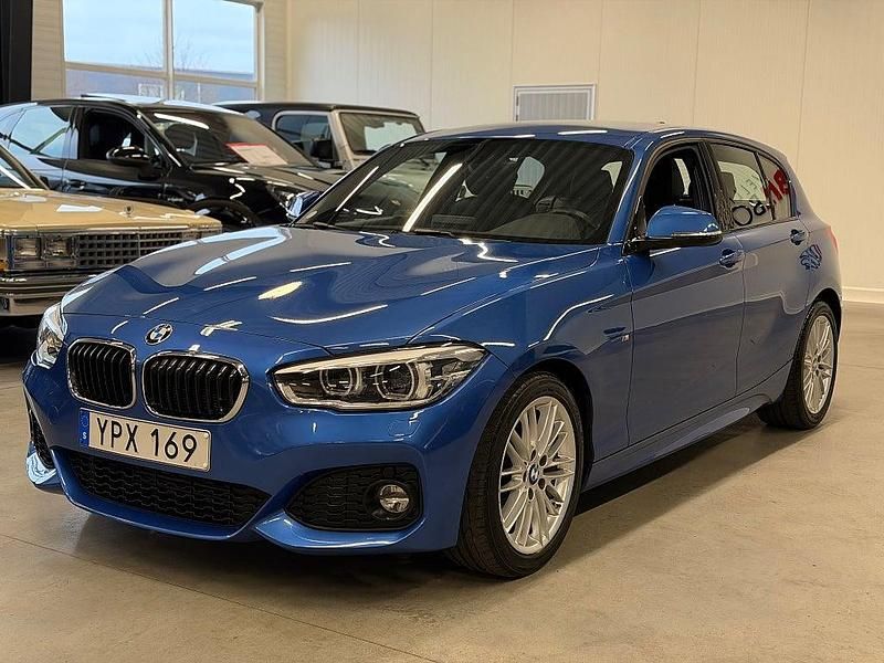 Begagnad BMW 118 M Sport 136 HK (100 kW) 2018 Blå Halvkombi
