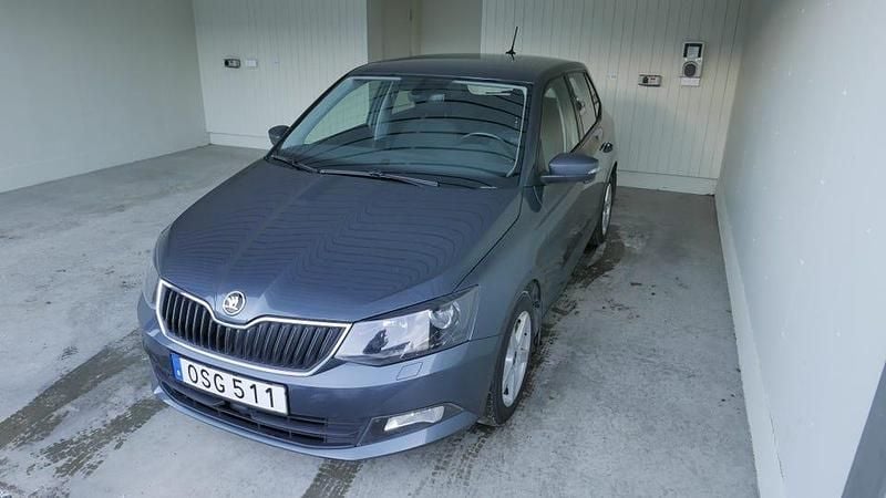 Begagnad 2018 Skoda Fabia | 75 000 kr (Marknadspris) - Bild 1/4