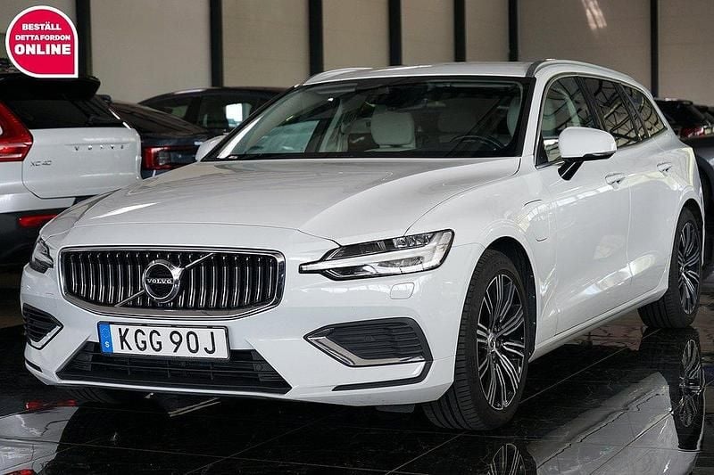 Vit Begagnad 2021 Volvo V60 Inscription Kombi | 269 500 kr (Superpris) - Bild 1/4