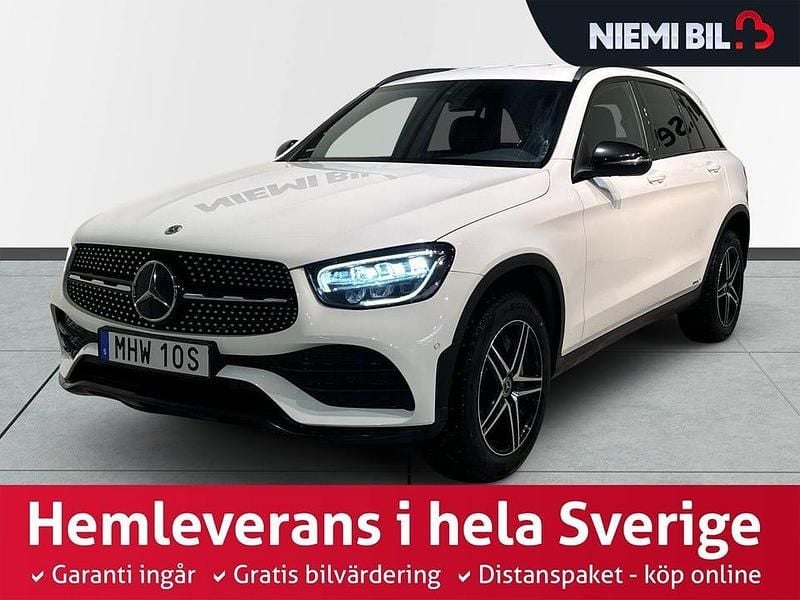 Vit Begagnad 2022 Mercedes GLC300 AMG line | 439 900 kr - Bild 1/3