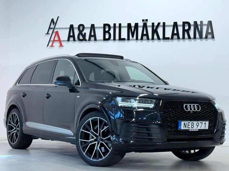 Svart Begagnad 2016 Audi Q7 S-Line SUV | 439 800 kr (Dyr) - Bild 1/4