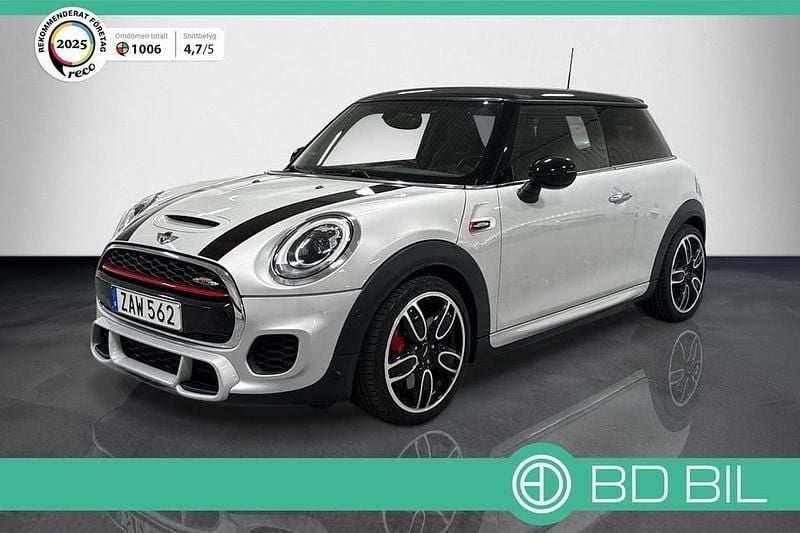 Silvermetallic Begagnad 2019 Mini John Cooper Works Chili Halvkombi | 247 900 kr (Bra pris) - Bild 1/3