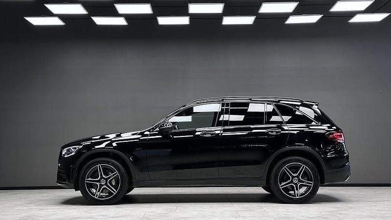 Begagnad Mercedes GLC300e AMG 211 HK (155 kW) 2021 Svart SUV