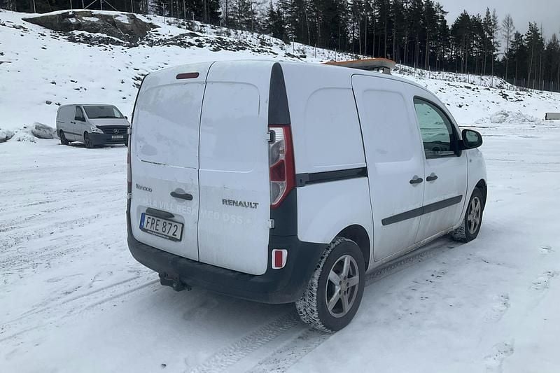 Begagnad Renault Kangoo 75 HK (55 kW) 2015 Vit Minibuss