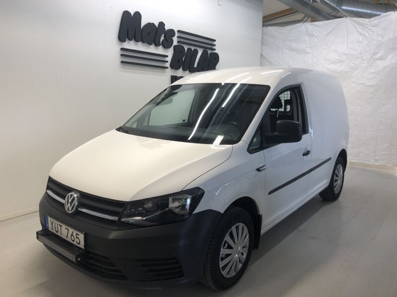 Vit Begagnad 2018 VW Caddy Minibuss | 179 900 kr (Dyr) - Bild 1/4