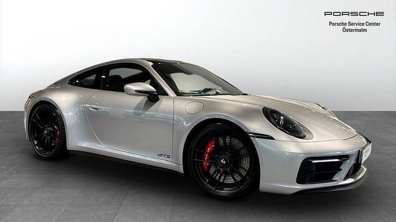 Silver Begagnad 2022 Porsche 911 Carrera GTS Sportkupé | 1 545 000 kr (Marknadspris) - Bild 1/4