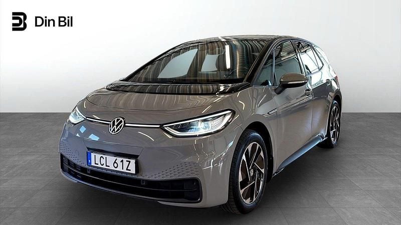 Grå Begagnad 2022 VW ID.3 Pro Performance Halvkombi | 239 900 kr (Bra pris) - Bild 1/4