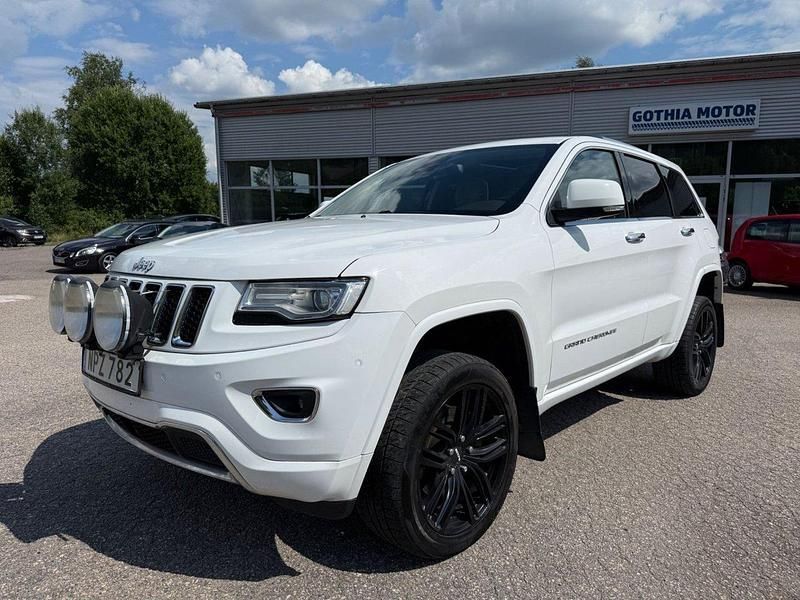 Vit Begagnad 2015 Jeep Grand Cherokee SUV | 159 900 kr (Bra pris) - Bild 1/4