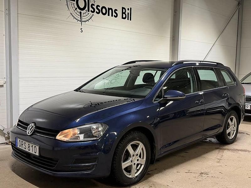 Begagnad VW Golf VII 105 HK (77 kW) 2014 Blå Kombi