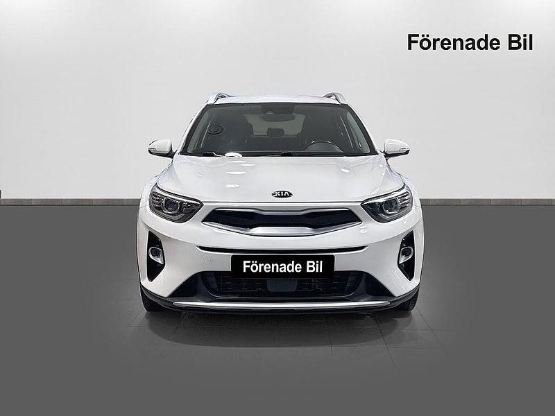 Begagnad Kia Stonic Advance 120 HK (88 kW) 2020 Clear white SUV