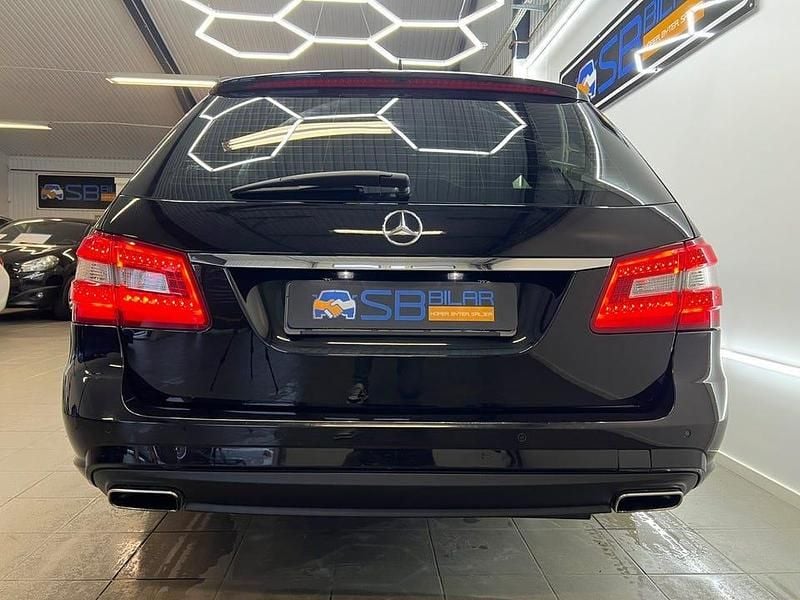 Begagnad Mercedes E220 AMG 170 HK (125 kW) 2012 Svart Kombi