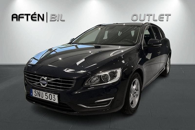 Blå Begagnad 2015 Volvo V60 Momentum Kombi | 137 900 kr (Bra pris) - Bild 1/3