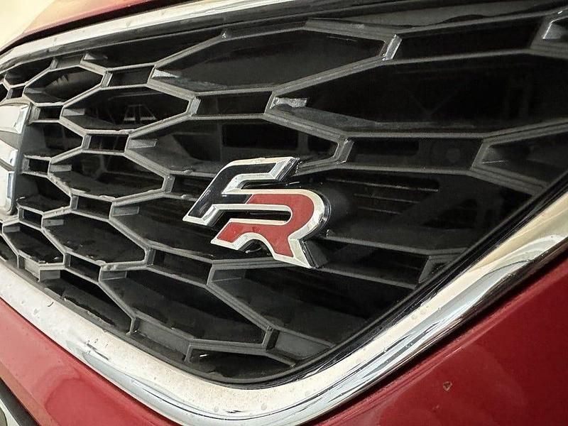 Begagnad Seat Leon ST FR 184 HK (135 kW) 2014 Röd Kombi