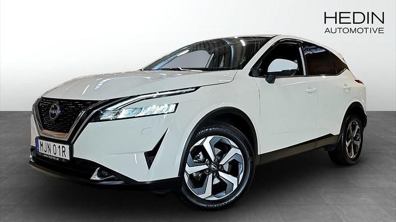 Svart Begagnad 2023 Nissan Qashqai N-Connecta SUV | 274 900 kr (Bra pris) - Bild 1/4