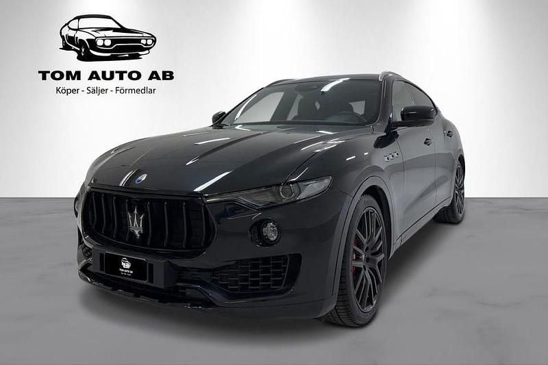 Svart Begagnad 2017 Maserati Levante SUV | 499 900 kr - Bild 1/4