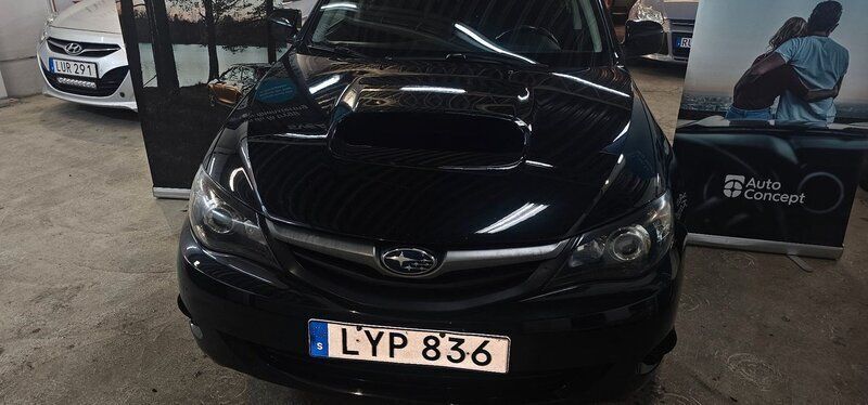 Svart Begagnad 2011 Subaru Impreza Active Halvkombi | 69 900 kr (Dyr) - Bild 1/4