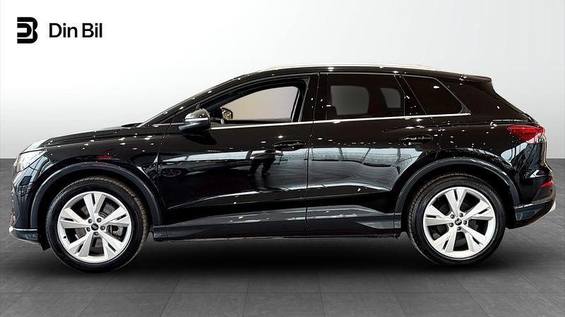 Begagnad Audi Q4 e-tron Advanced 210 kW (286 HK) 2023 Svart SUV