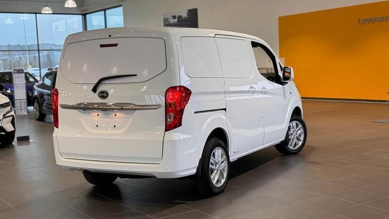 Begagnad BYD ETP3 100 kW (136 HK) 2023 Vit Van