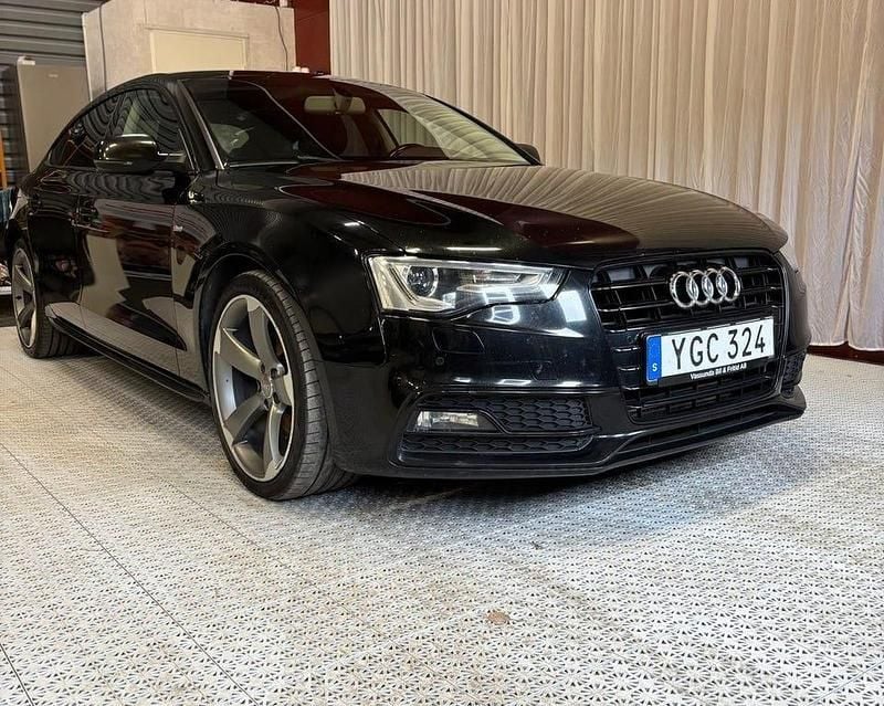Begagnad Audi A5 Sportback Sport 145 HK (106 kW) 2016 Svart Halvkombi