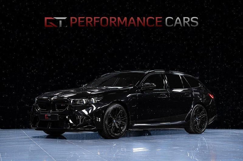 Ny 2025 BMW M5 Comfort Edition Kombi | 1 829 900 kr - Bild 1/4